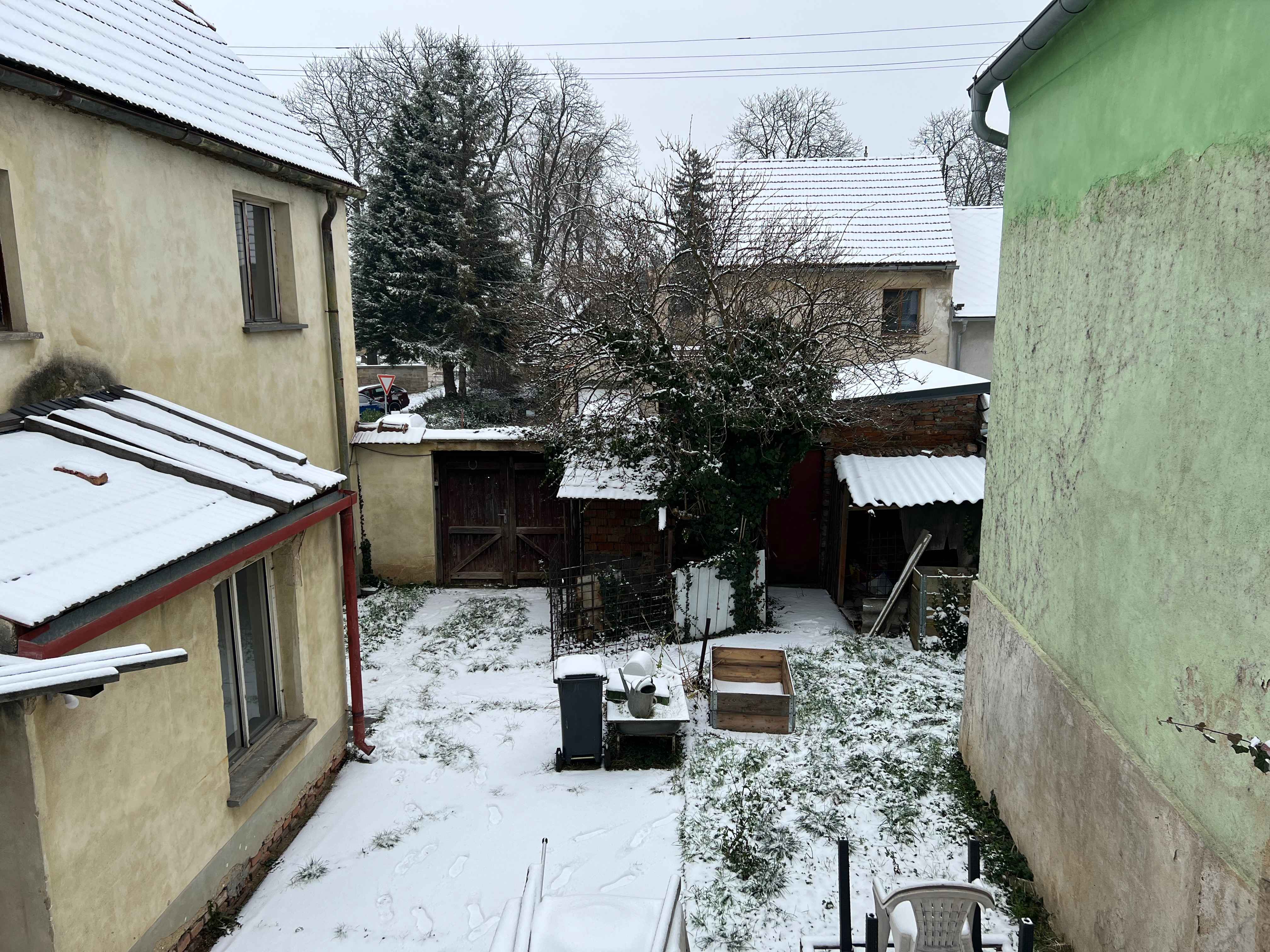 Rodinný dům v Smečně – dvůr